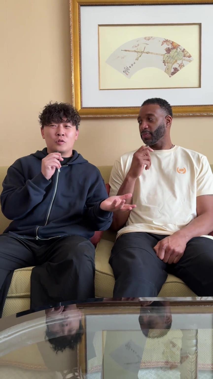 小伙子你真勇啊，在麥迪面前“那個(gè)，那個(gè)”的