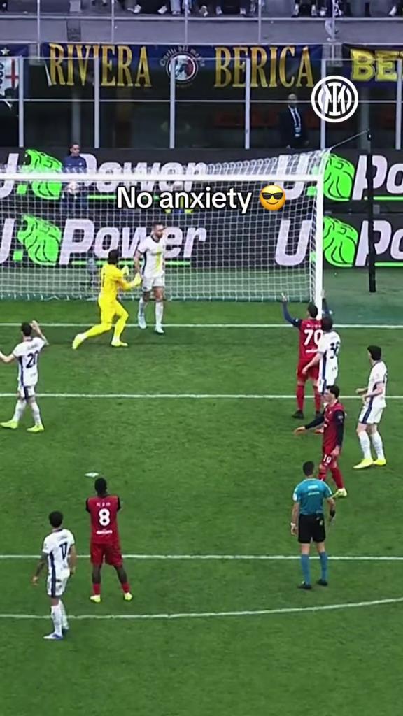 索默直呼專業，德弗里這次頭球解圍堪比一粒進球