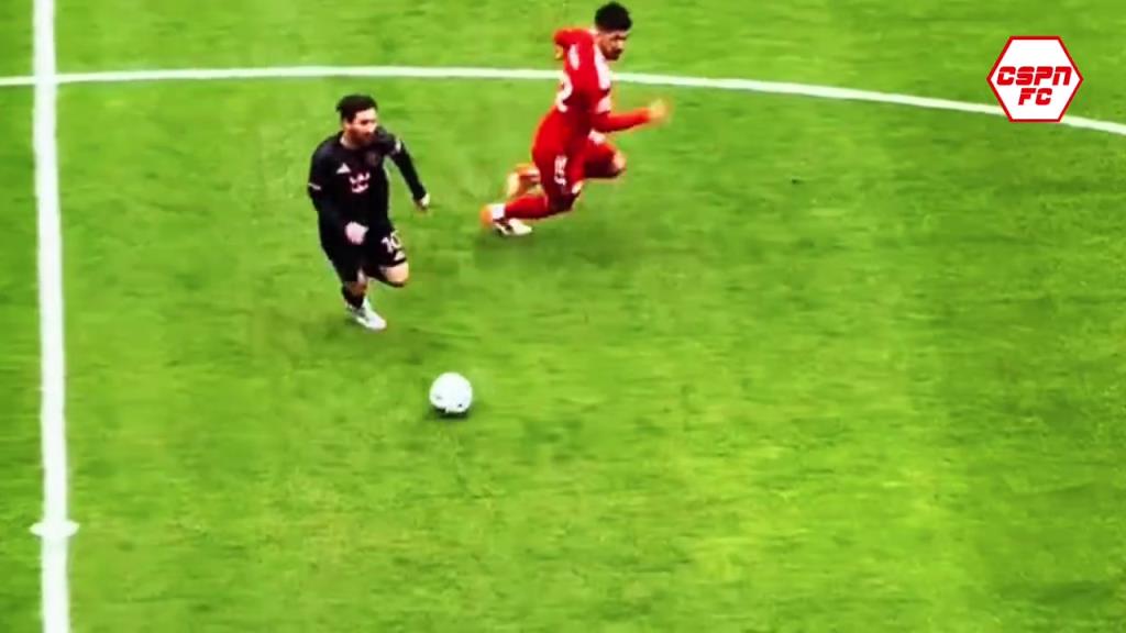 球王的影響力！實(shí)拍：全場(chǎng)6.2萬(wàn)觀眾高呼梅西是什么效果？